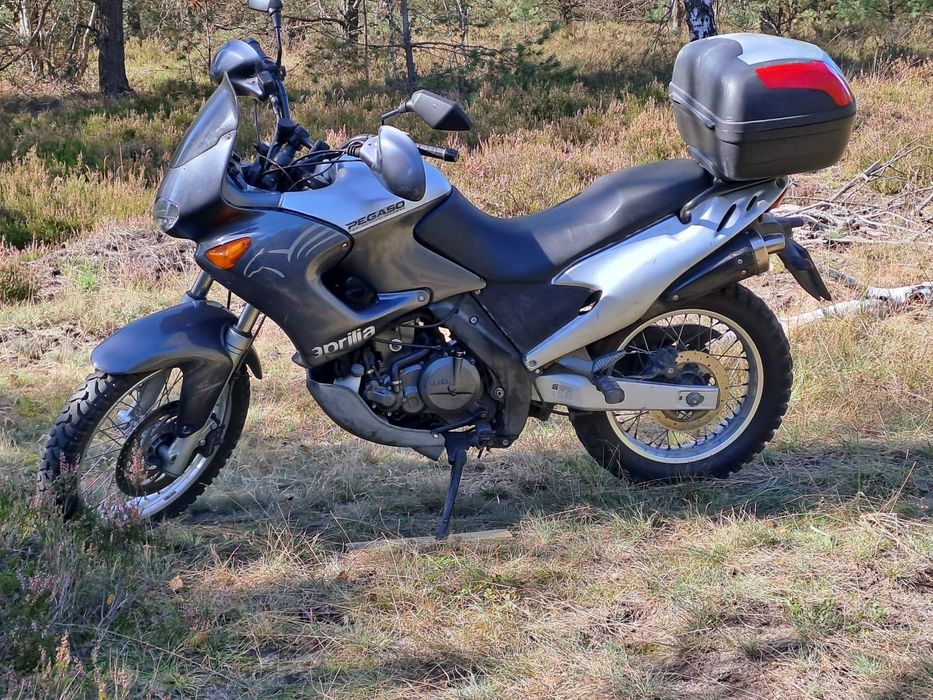 Aprilia Pegaso 650 I.E. na wtrysku 2002 r. godny uwagi 44000 km