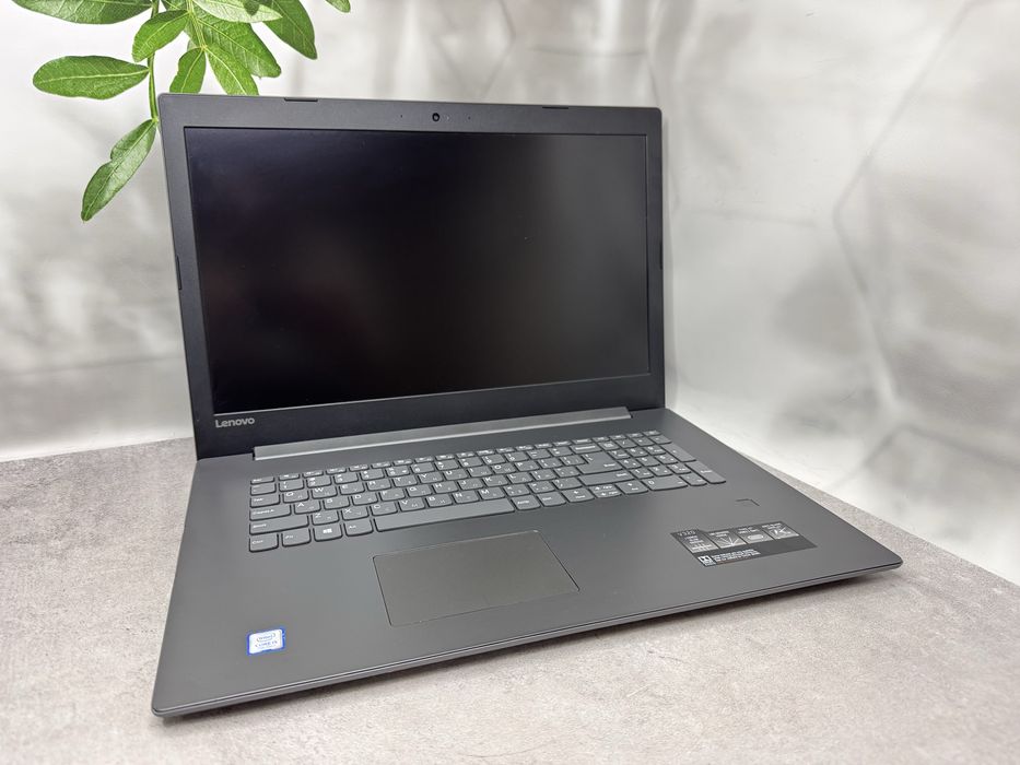 Ноутбук Lenovo IdeaPad V320-17IKB/i5-7200U/8GB/256GB/FHD/17"