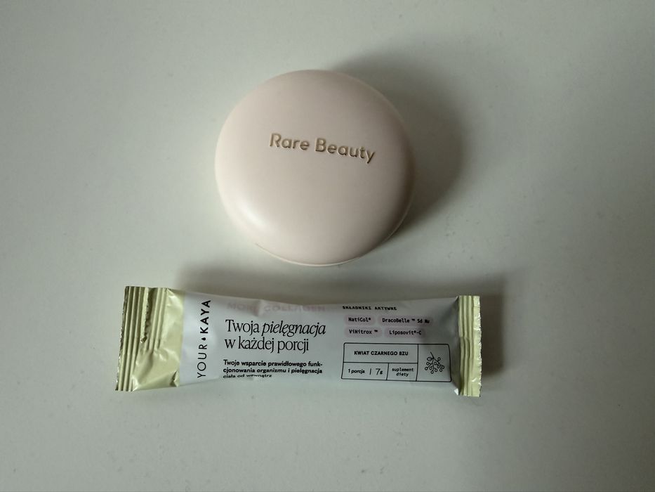 róż do policzków rare beauty cheer