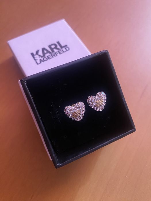 Сережки Karl  Lagelferd