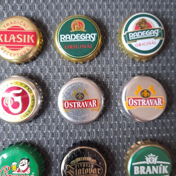 Kapsle czeskie mix 13 sztuk