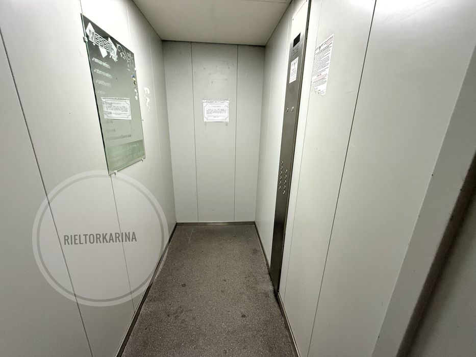 «ЖК Рівʼєра» Намив 2к велика квартира в продажі з усім