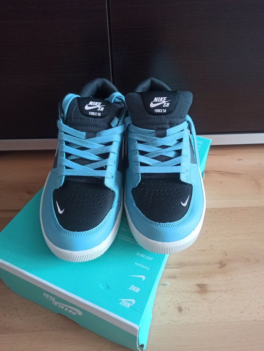 Buty Nike SB roz. 43