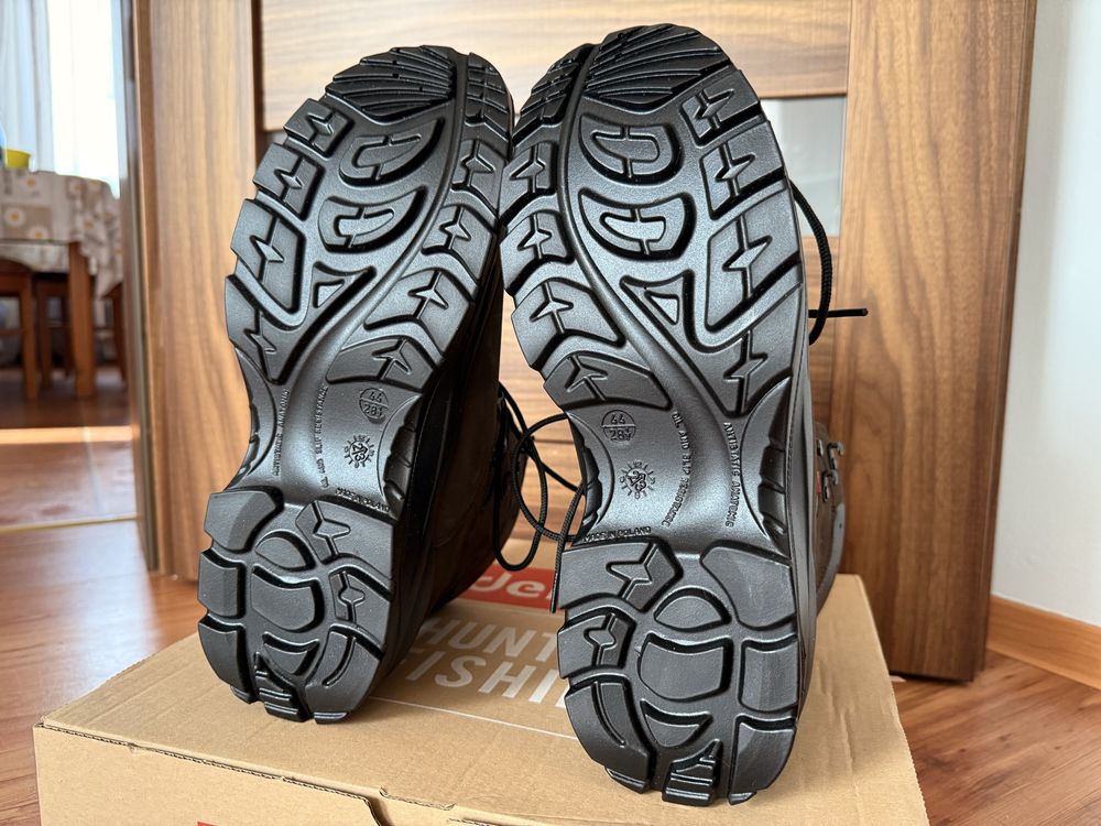 Buty Trzewiki trekkingowe DEMAR Trek M6 BW (44)