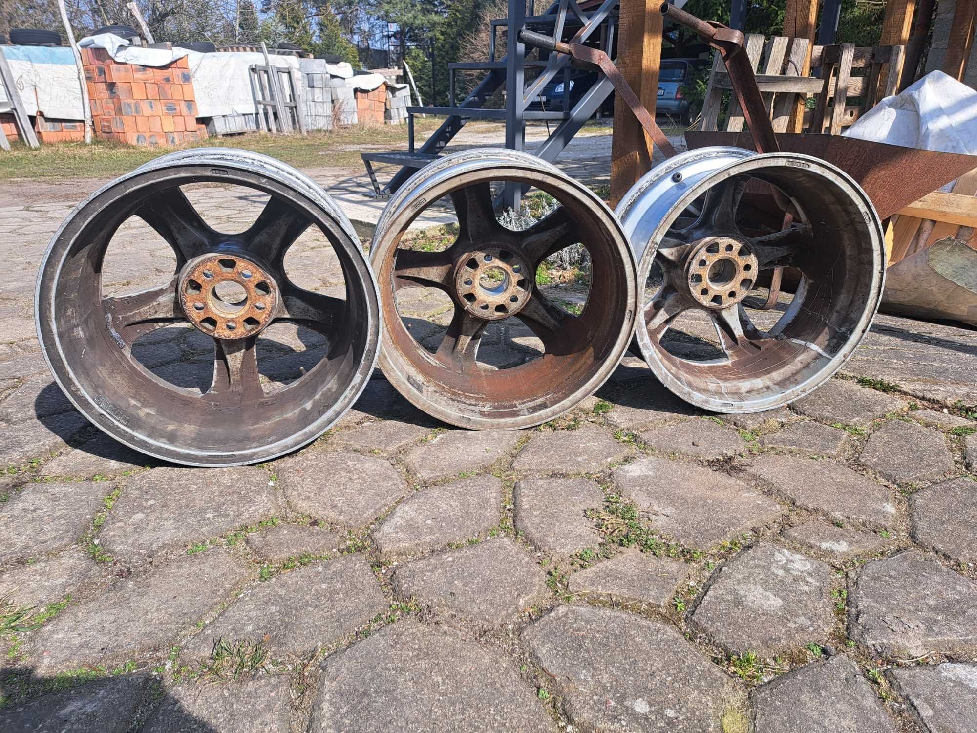 Felgi OZ Polaris 17 5x100 8J ET35