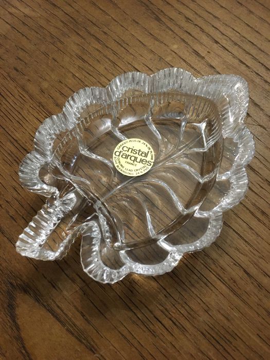 Cristal D’arques francês cinzeiro folha