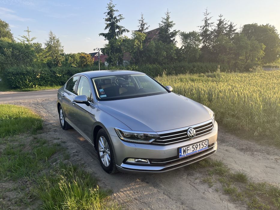 Volkswagen Passat B8 Comfortline- 2.0 TDI , full LED aktywne, temp act