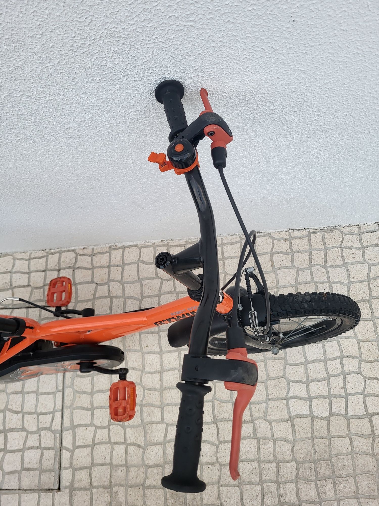 Bicicleta b-twin/ decathlon robot 500 roda 16