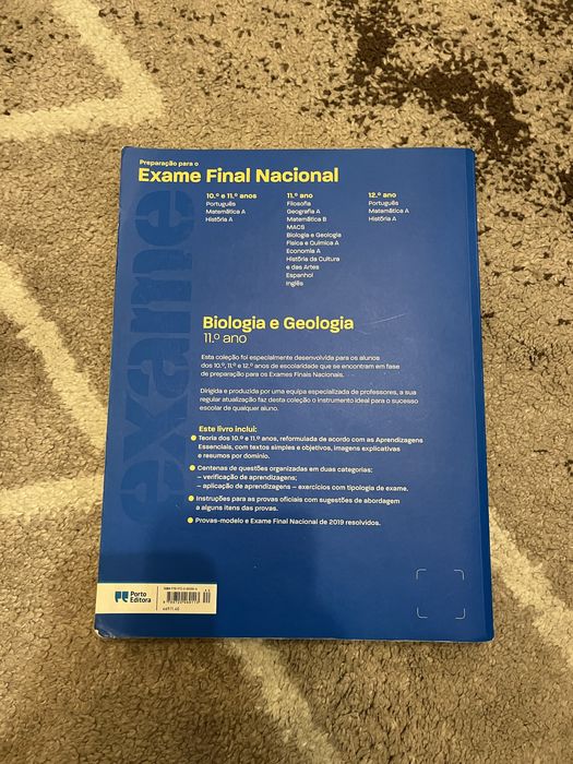 Livro de preparação para Exame de Biologia e Geologia