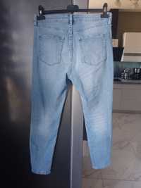 Świetne spodnie jeansy