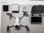 Dron DJI Mini 4 Pro Fly More Combo (RC-2) + akcesoria