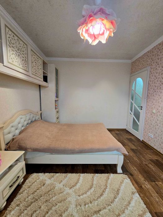 Продаж 3-х кімнатної квартири з Автономним опаленням (Піщаний масив)