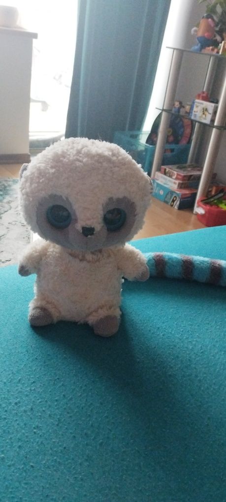 Lemur zabawka interaktywna