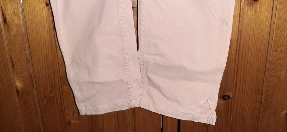 Spodnie chinosy jasny róż 42 Top Secret rurki