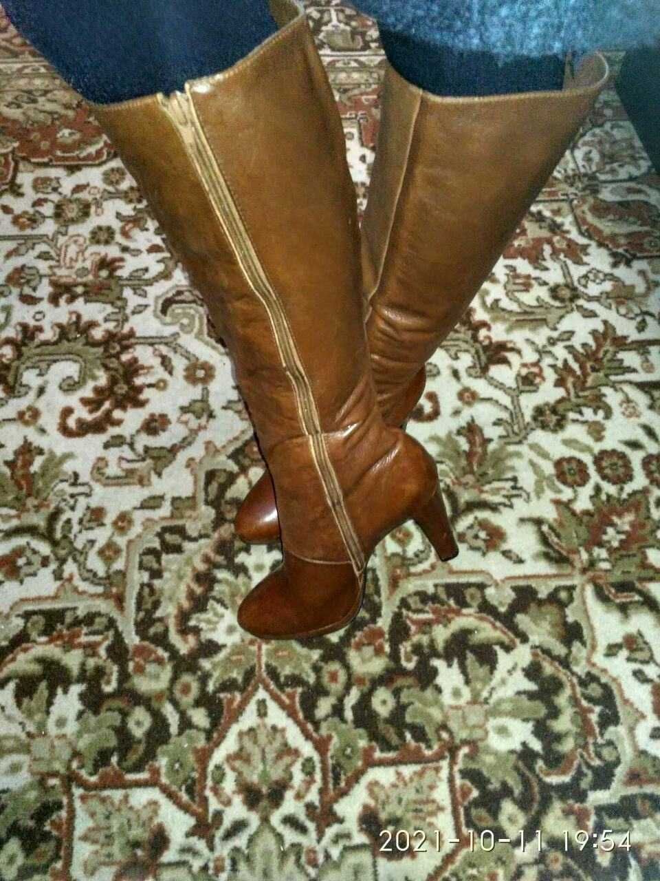 Женские Кожаные сапоги
