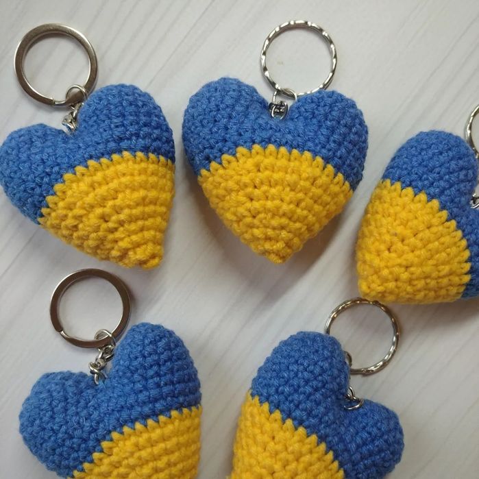 В'язане патріотичне серце