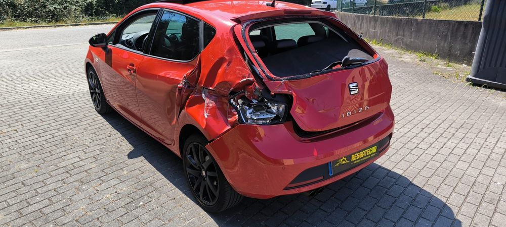 SEAT Ibiza Fr 1.0 salvado