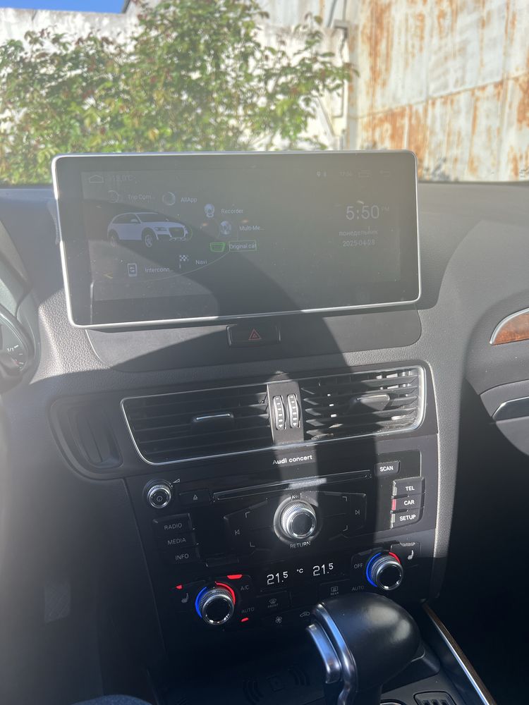 Магнітола для Audi Q5 8R + CarPlay