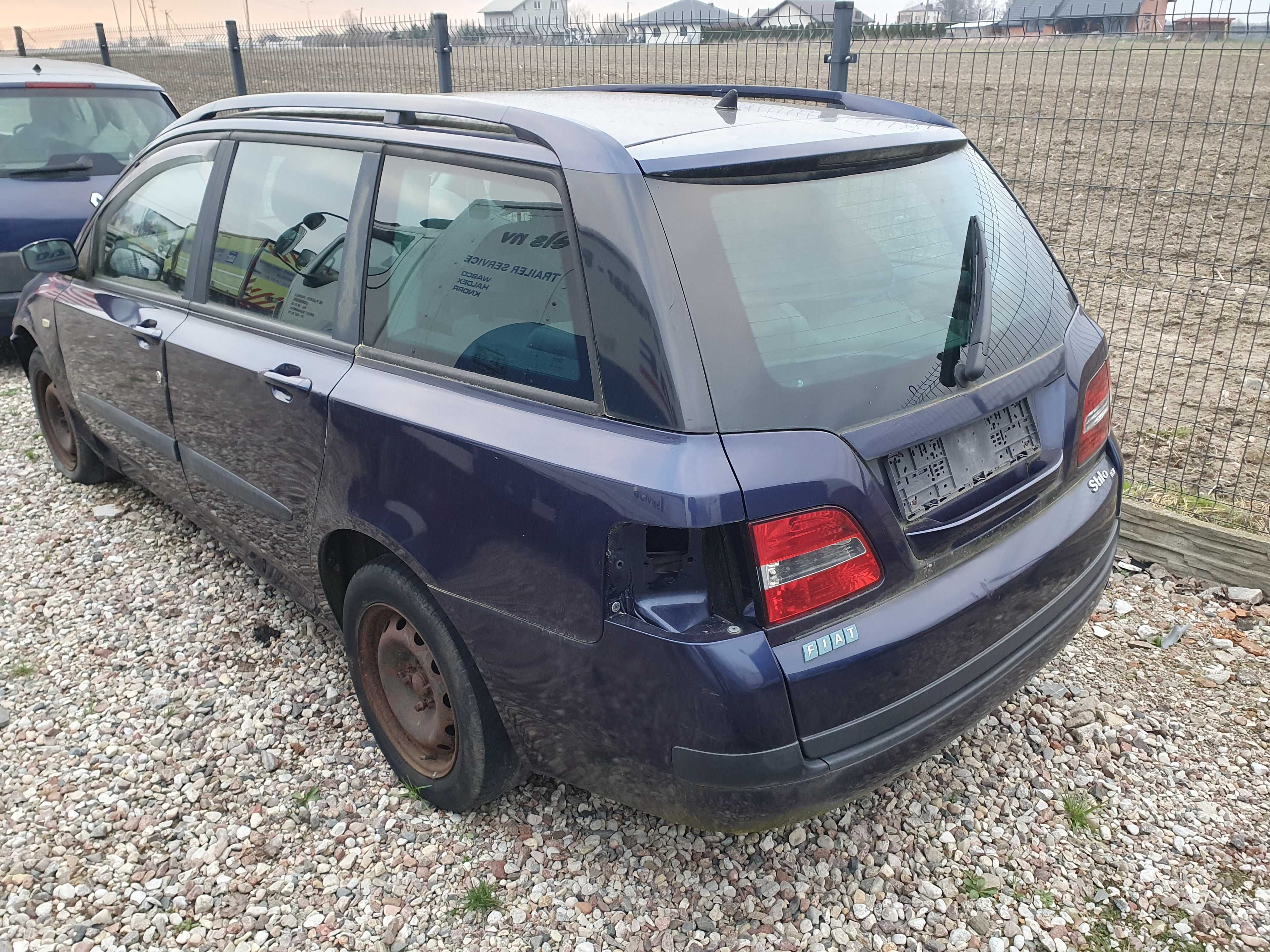 Fiat Stilo w całosci na części