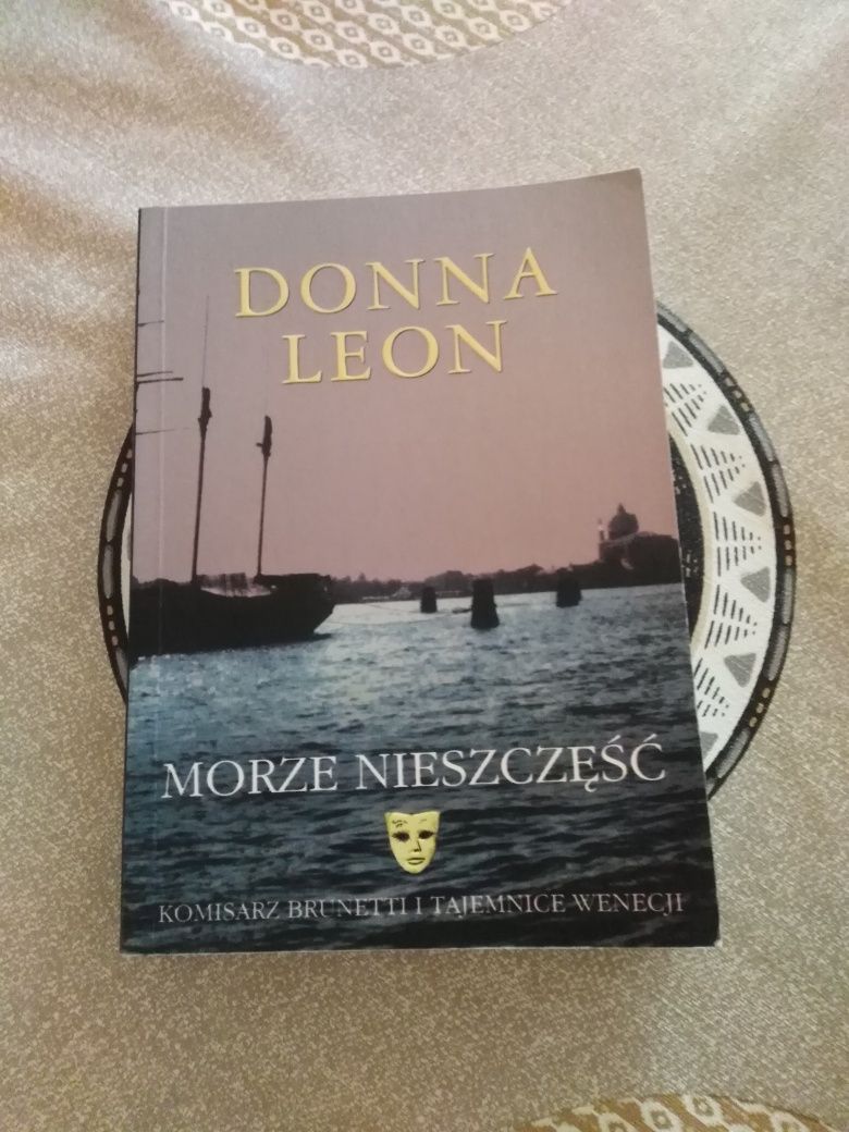 Donna Leon - Morze nieszczęść