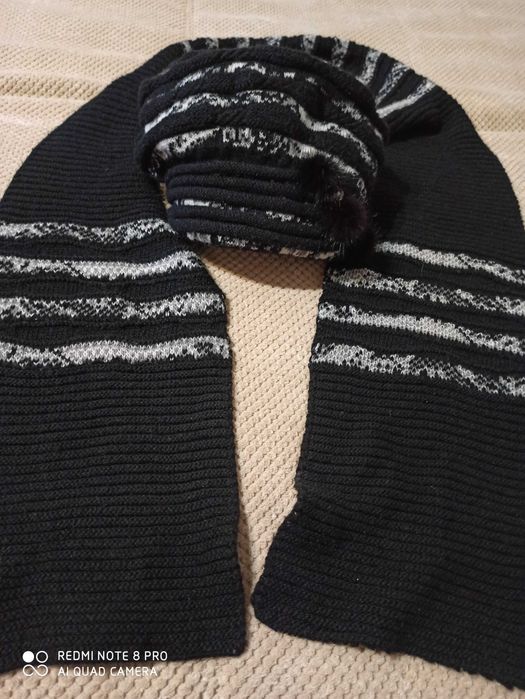 шапка вязанная с шарфом /комплект/