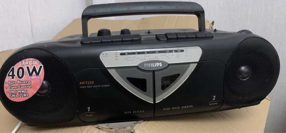 Магнитола кассетная Philips AW7250