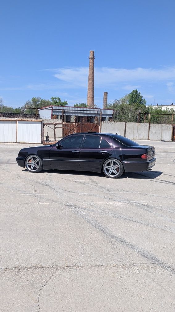 Продам мерседес е55 амг 1998 м113к