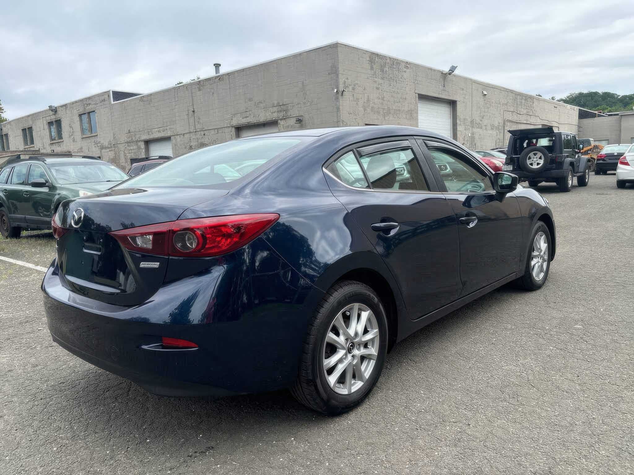 2017 Mazda MAZDA3