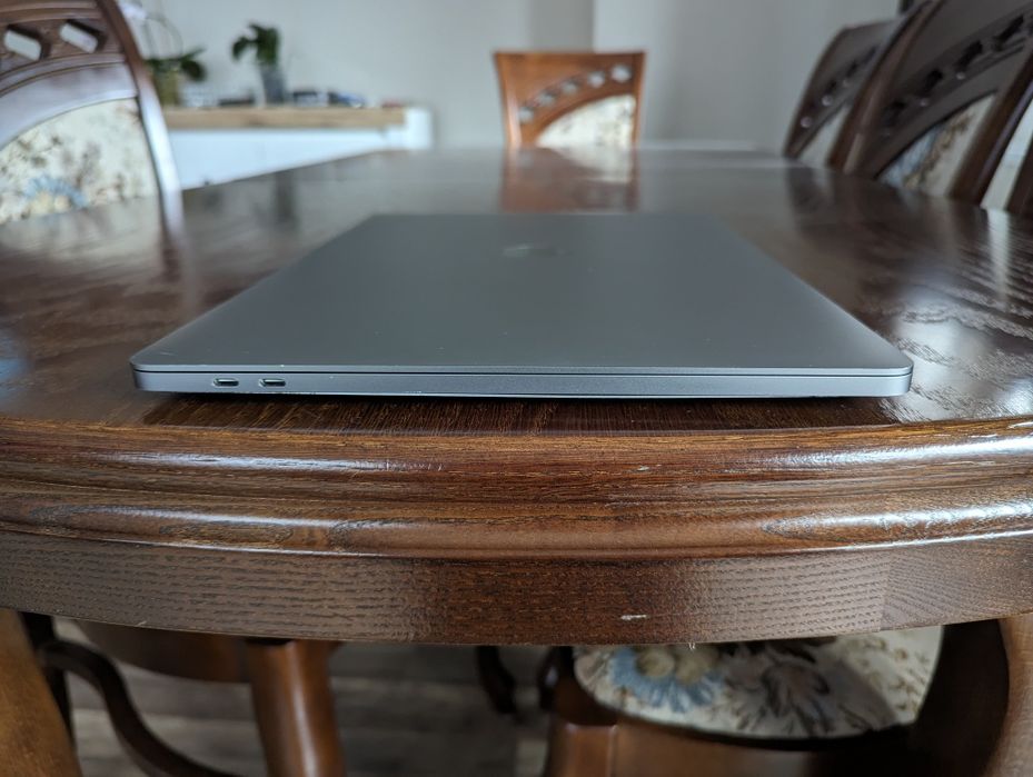 Laptop MacBook Pro 16 2019 A2141 16/512GB