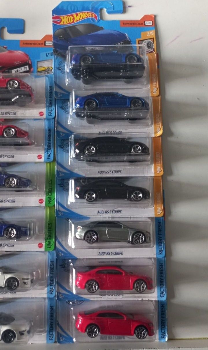 Vários Audi hot wheels