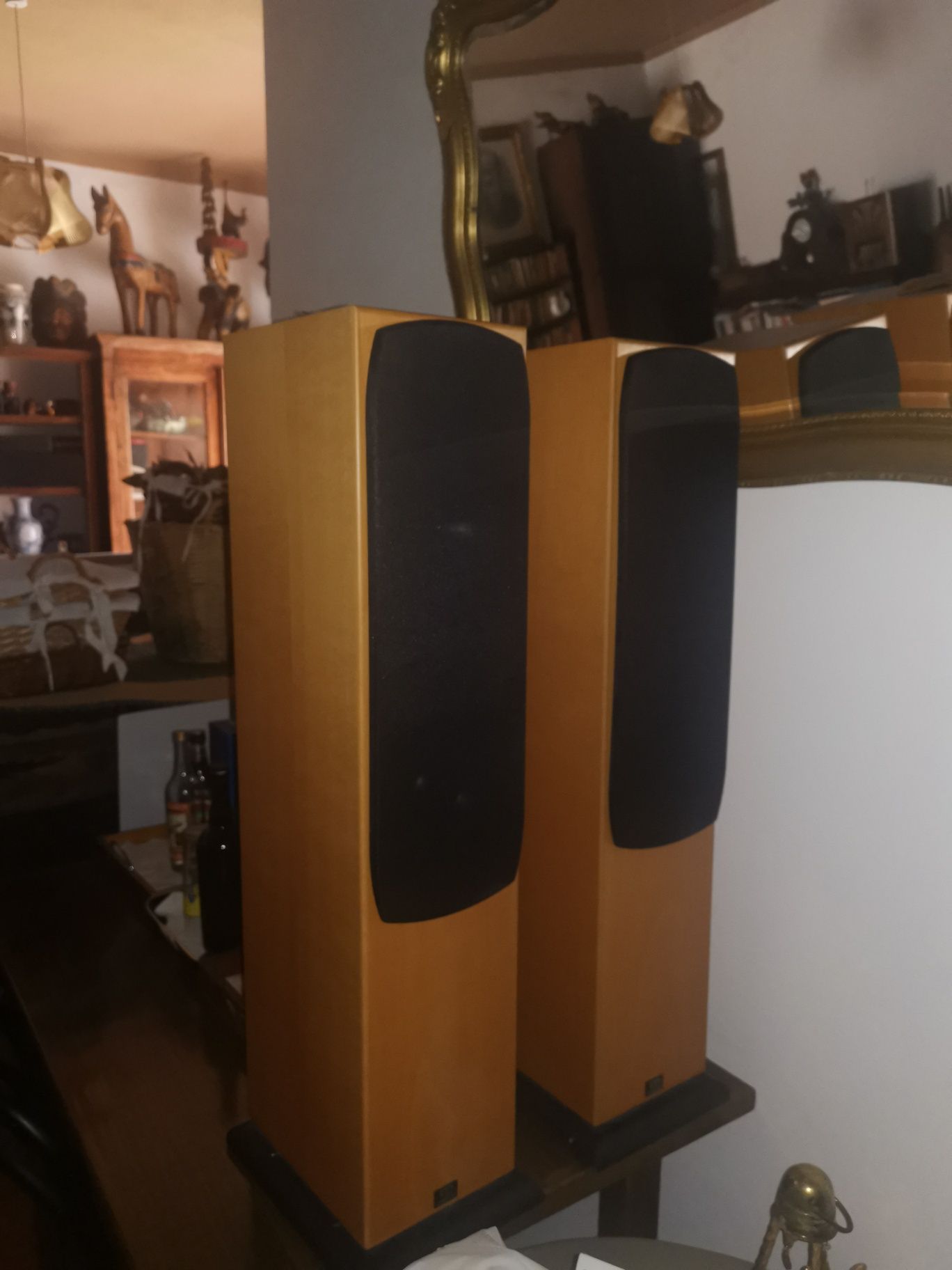 Colunas Monitor Audio