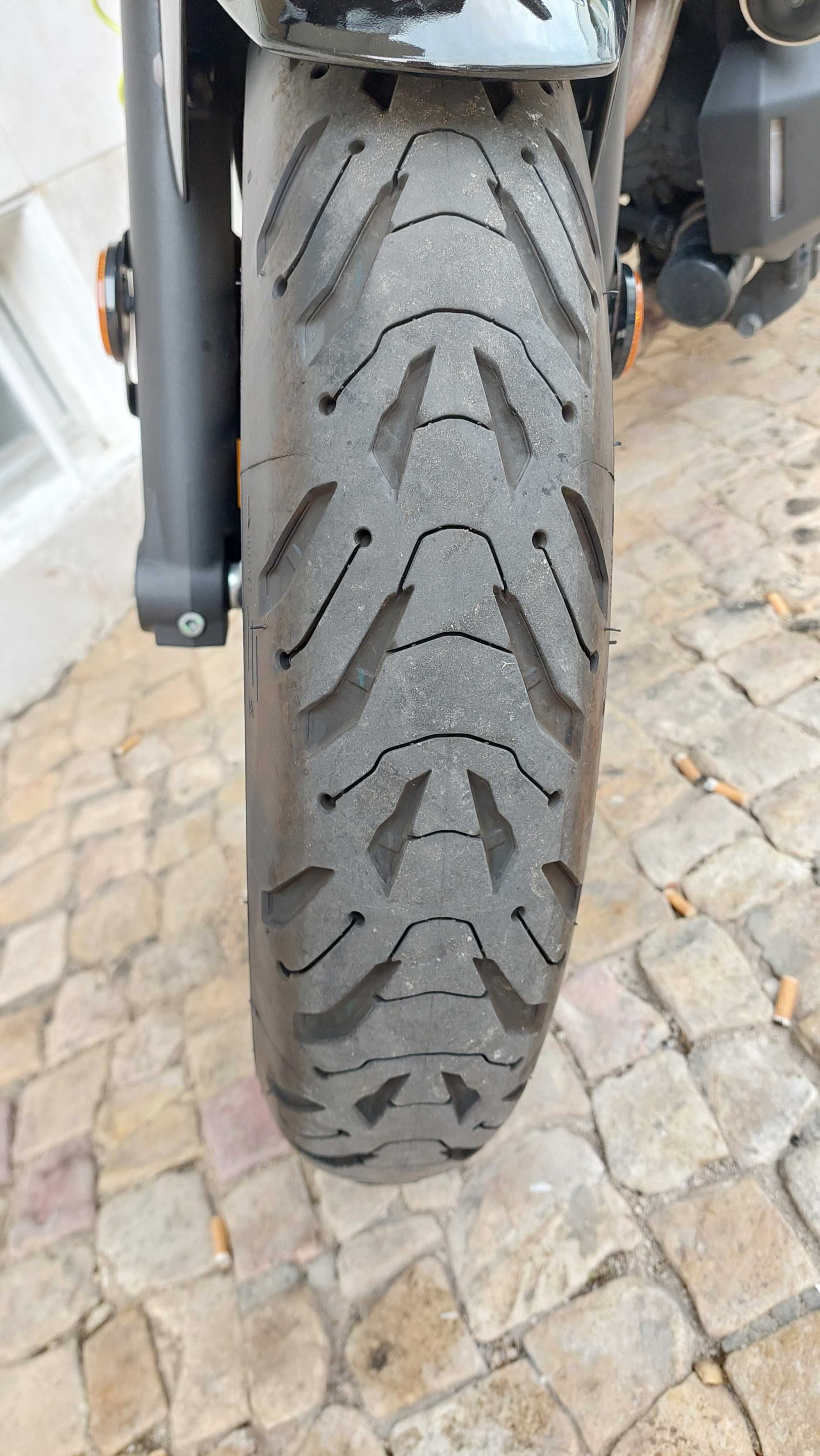 Tracer 700 ano 2024 cor preto 55 kw Imaculada