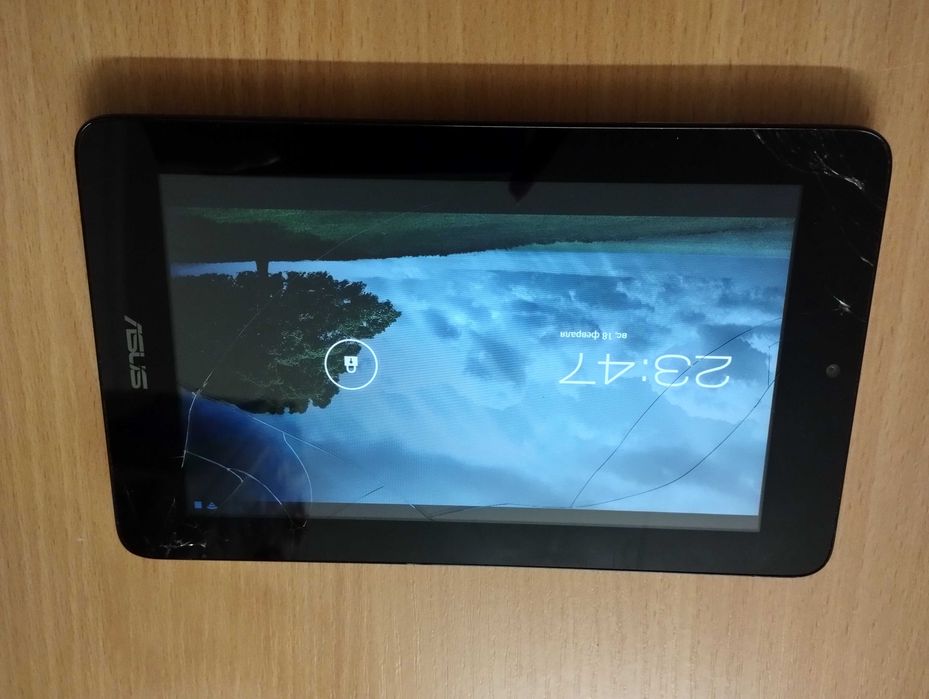 Планшет Asus MeMO Pad ME172V 16гб