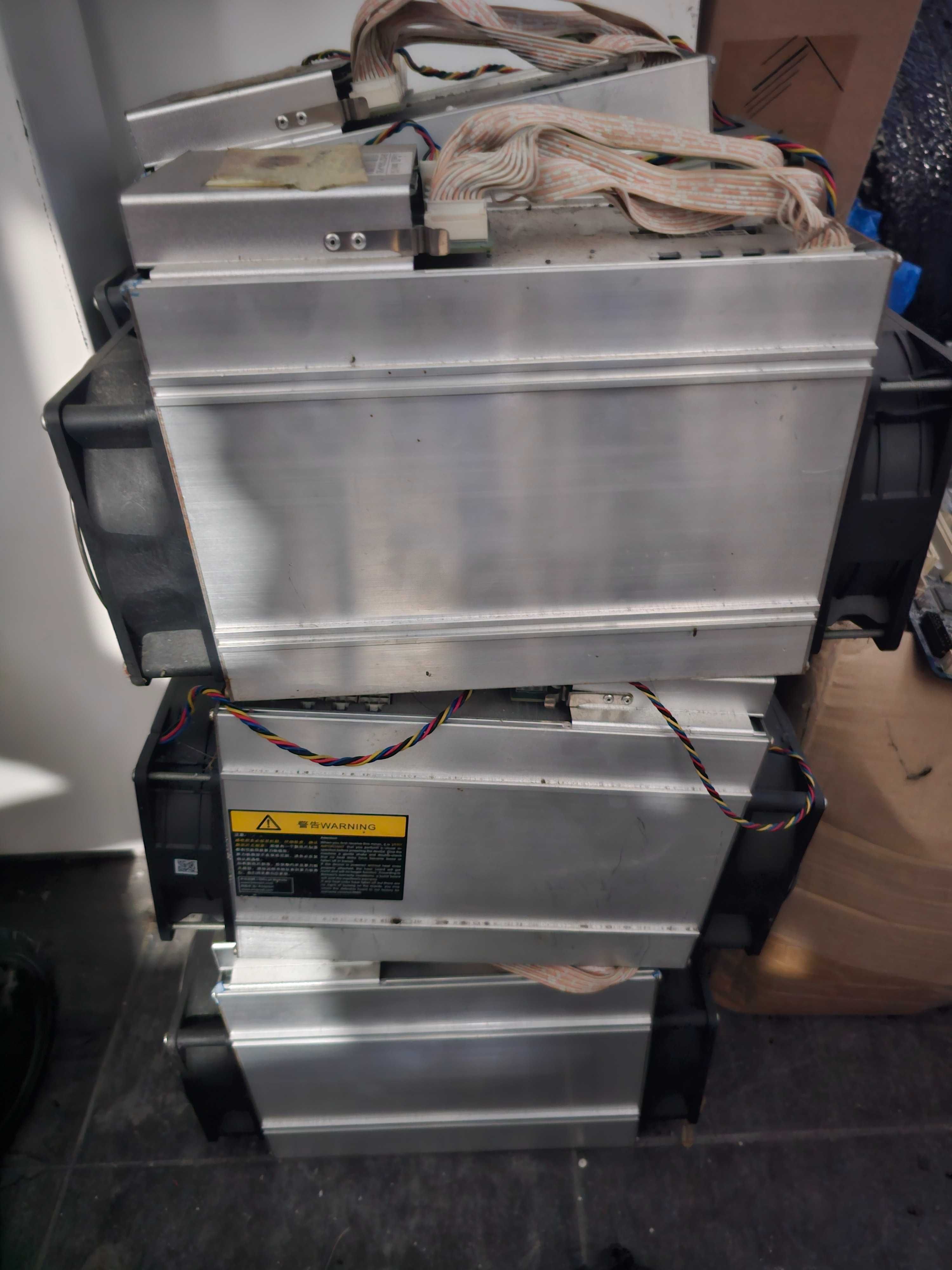 Koparka crypto Antminer D3