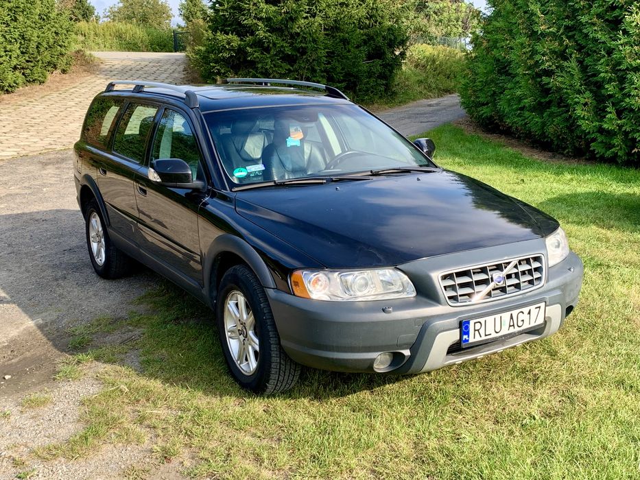 Volvo XC70 2.4 D5 - 4x4 AWD - AUTOMAT - XENON - Skóra - Czujniki park.