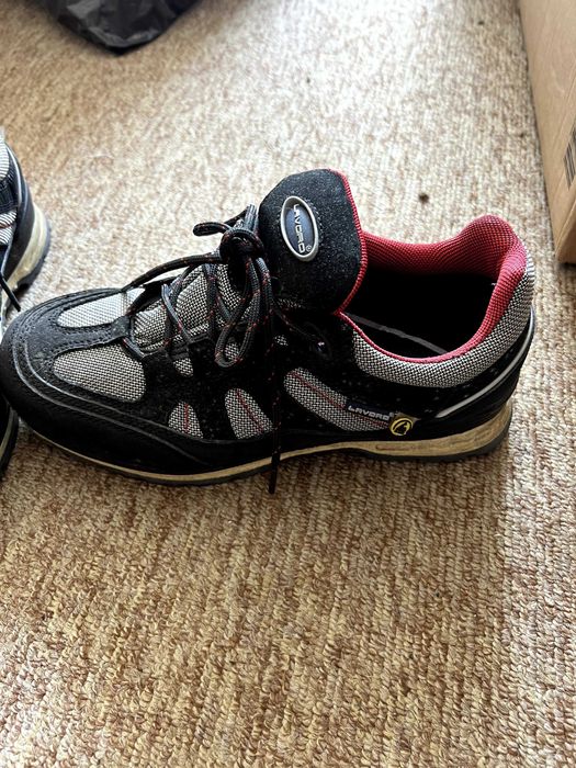 Sapatilhas de Trabalho – Biqueira de Aço – Tamanho 42