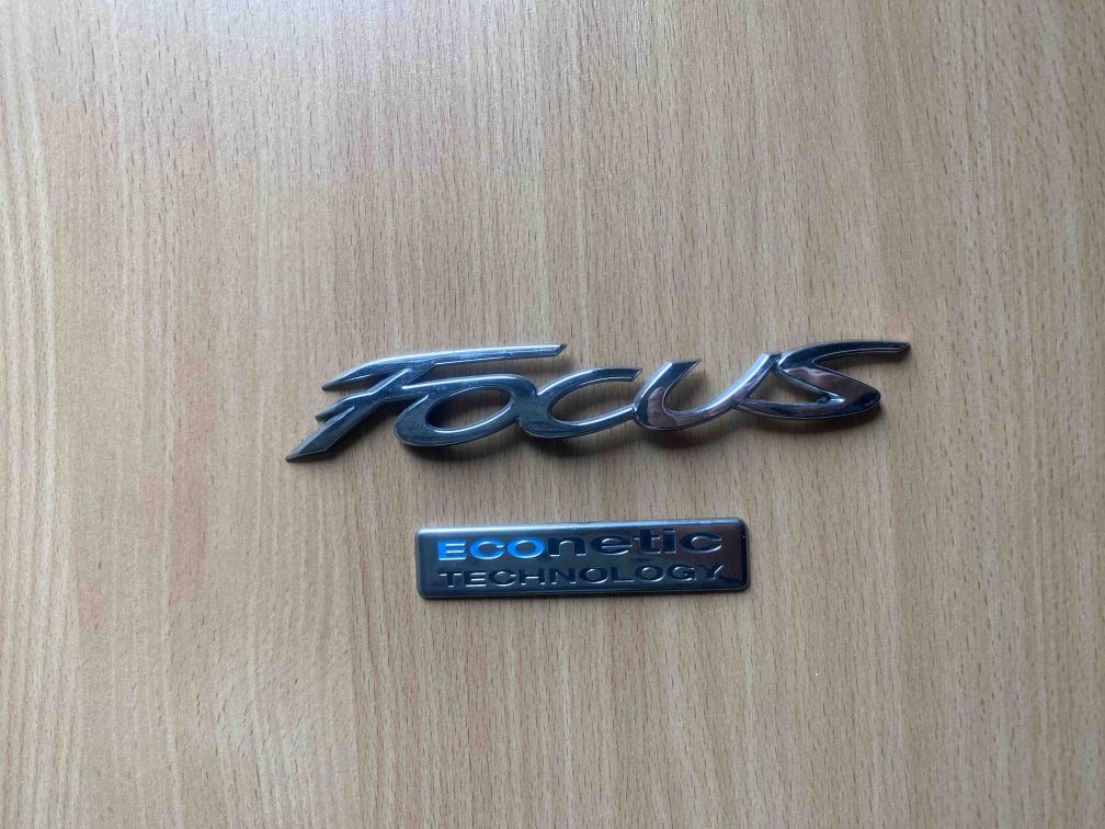 Значки Ford Focus