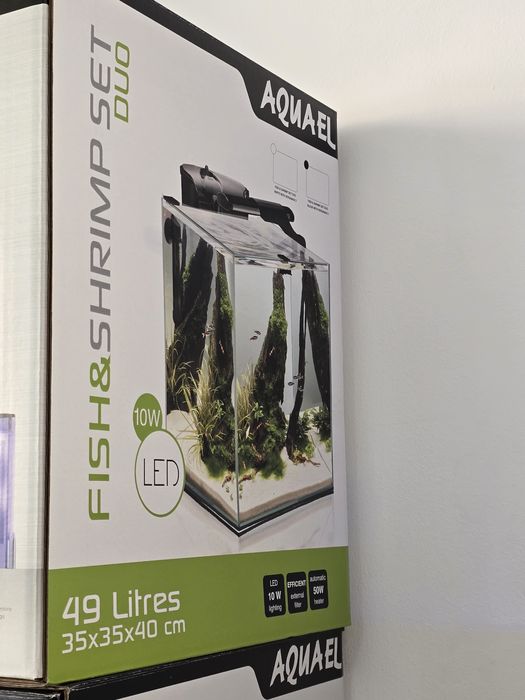 Aquário nano-reef de 49 litros