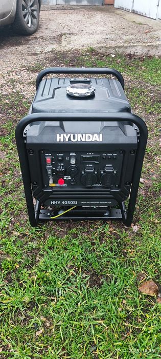 Інверторний бензиновий генератор Hyundai HHY 4050Si