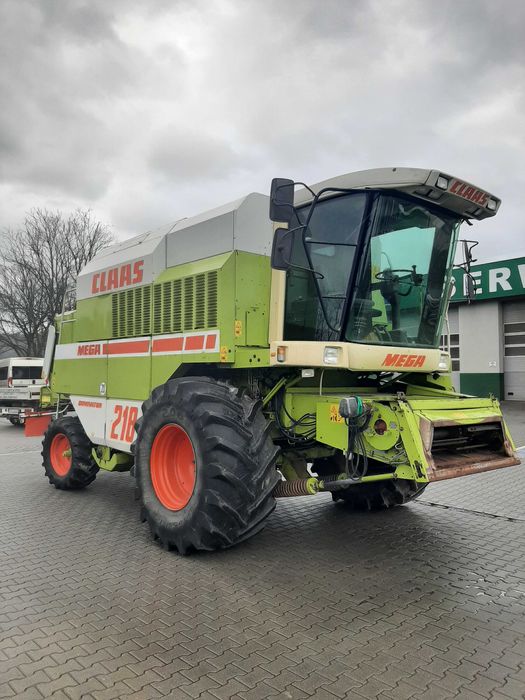 Kombajn zbożowy  CLAAS MEGA 218 6,2m + wózek dwuosiowy