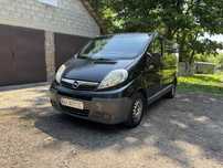 Opel Vivaro 2.0 грузовий