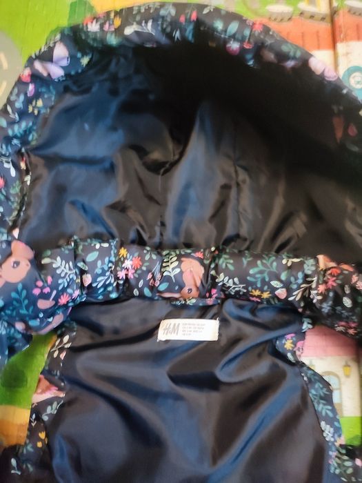 Продам жилетку для дівчинку 98-104 см