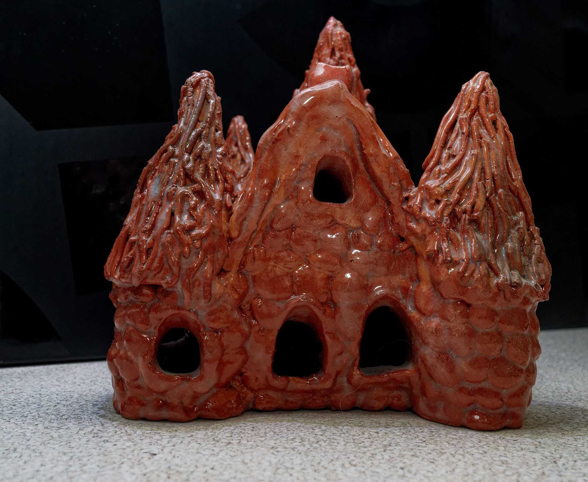 Figurka domek kominek świecznik gliniany naturalny tealight