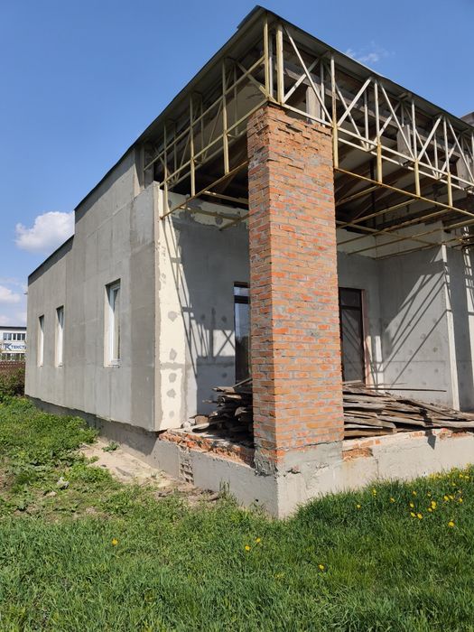 Незавершене будівництво