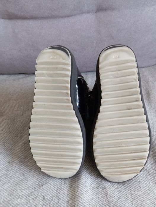 Wodoodporne buciki z futerkiem r. 26