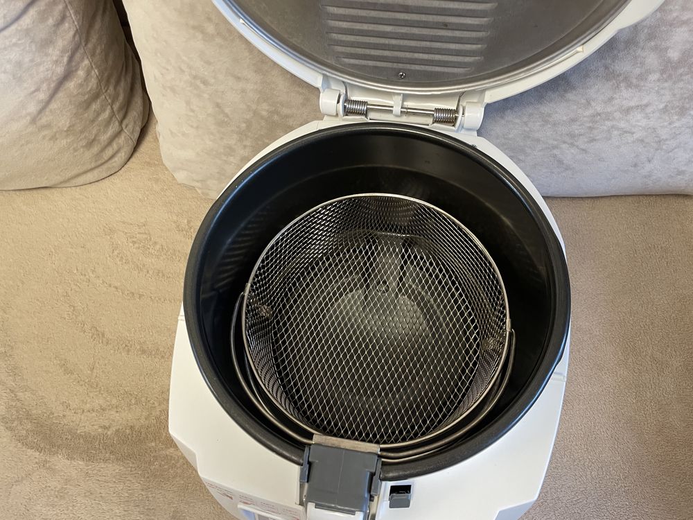 Фритюрница Vitek VT-1531