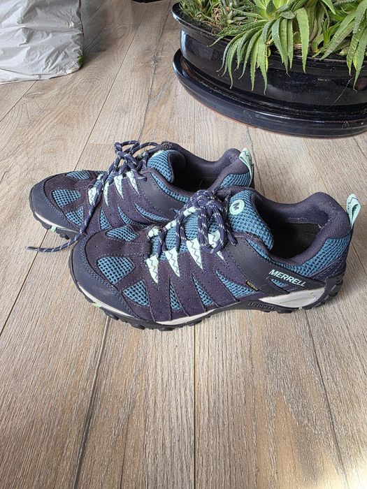 Merrell чоботи 40.5 розмір