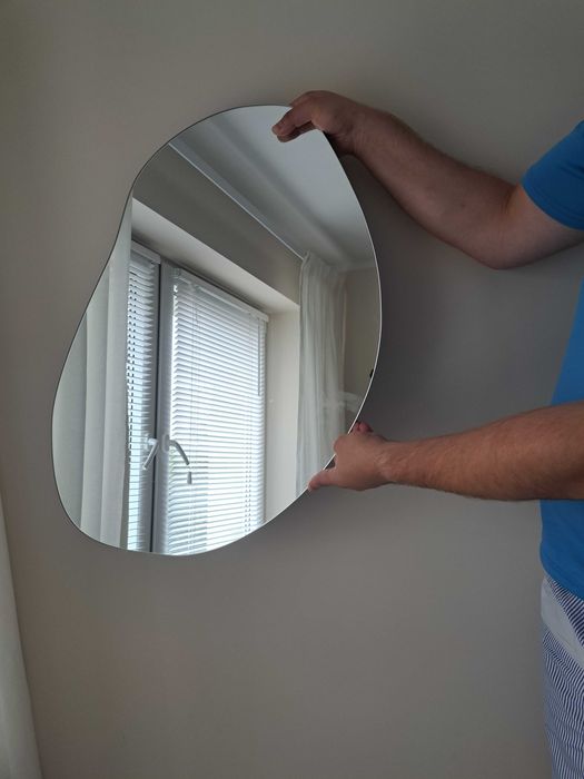 Lustro nieregularny ksztalt