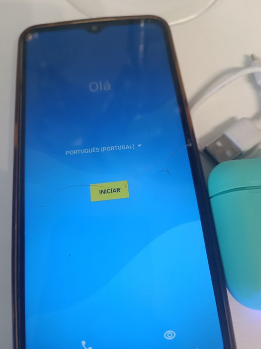 Telemóvel Alcatel 1s funcional