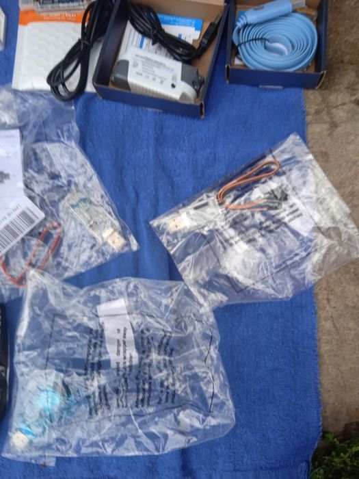 sprzedam widoczne przedmioty